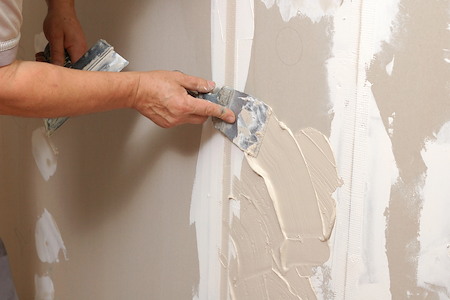 What homeowners should know about drywall repair before painting